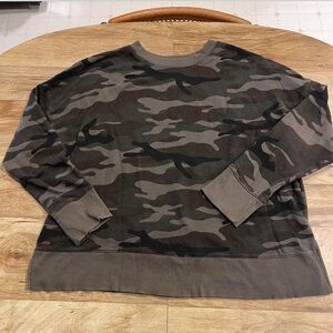 Time and Tru Camo Sweatshirt